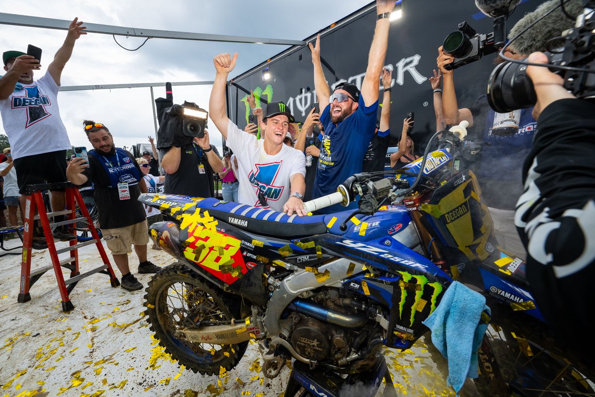 Let the celebrations begin 💨🔥

#ProMotocross #SMX #BuddsCreekMX