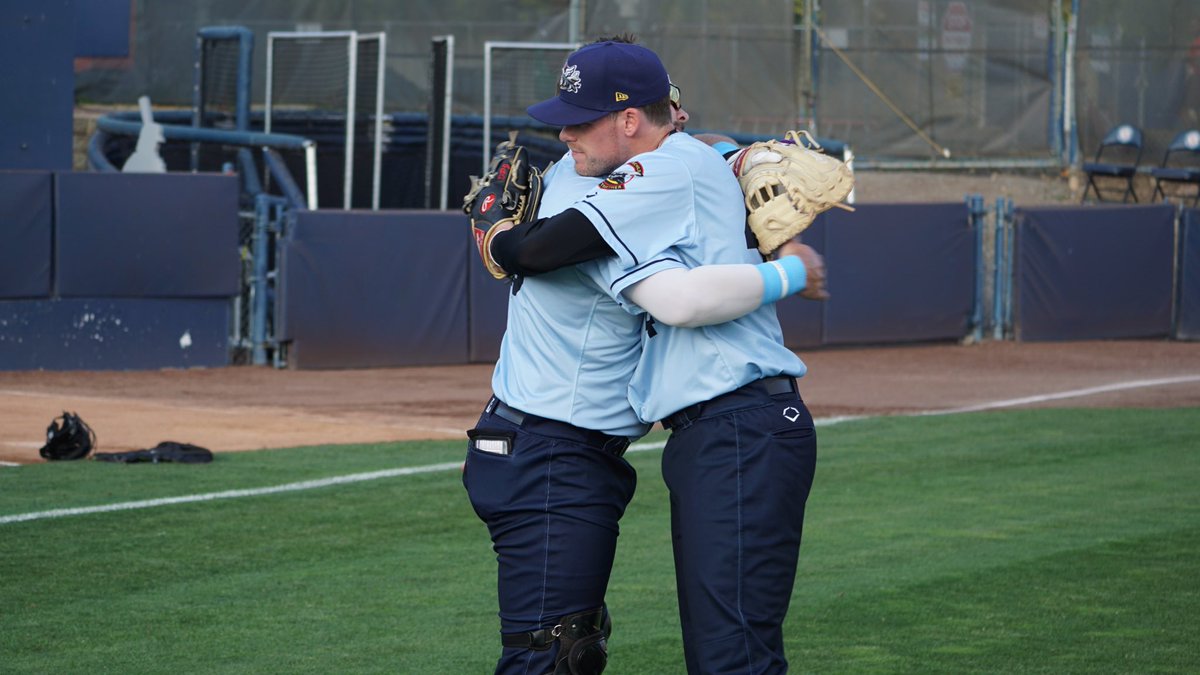 spokaneindians's tweet photo. Founders Park ➡️ Avista Stadium

@GamecockBasebll teammates Jack Mahoney and Cole Messina reunited as the starting battery for the Spokane Indians last night. The pair played together at South Carolina in 2022-23 and were both picked 77th overall in consecutive drafts. #GoSpo https://t.co/97vMDbaE3J