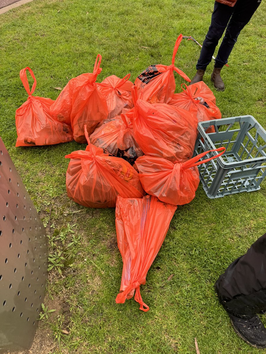 chiabenny's tweet photo. Great cleaning action yesterday in Perth with an amazing group!
@cleanify_vet #VeBetterDAO #campaign17 https://t.co/tZ1wBg4xGe