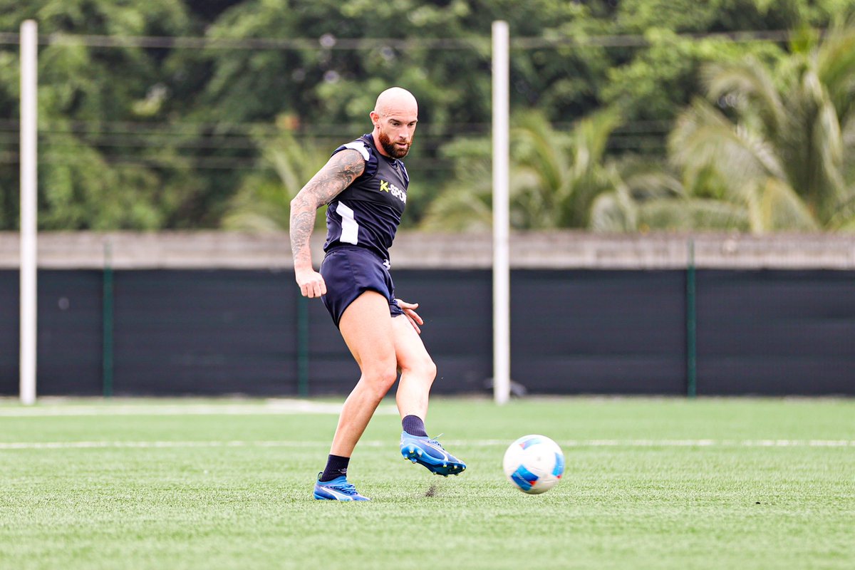 👨‍🦲 <a href="/El_Colateey/">Richard Rodriguez</a> 🔥