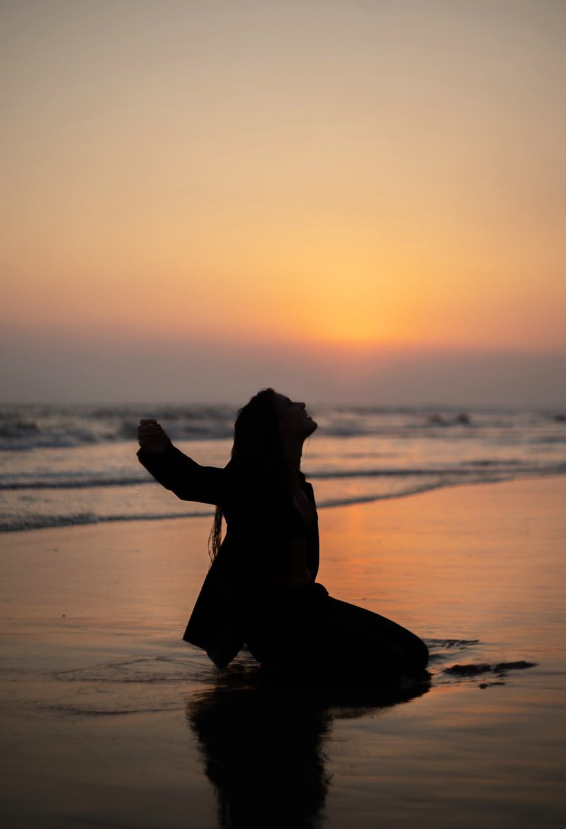 AND THE FANDOM NAME IS….🧜‍♀️🩵 instagram.com/reel/C-yIIeZyO…