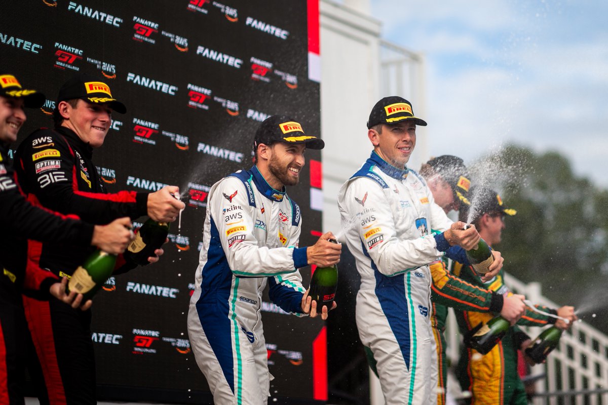 DXDTRacing's tweet image. WWWWW 🏆🏆🏆🏆🏆

5 for 5. Let’s make it a 6 pack tomorrow💪

#DXDT // #GTWorldChAm // #GTRoadAmerica