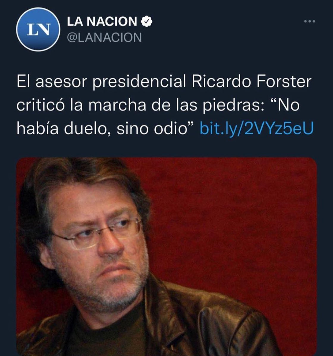 Se acuerdan de este hijo de mil puta?
⁦<a href="/TraductorTeAma/">Traductor 🥹💕💐</a>⁩ ⁦<a href="/GordoDan_/">DAN</a>⁩ 
¡Nunca más!