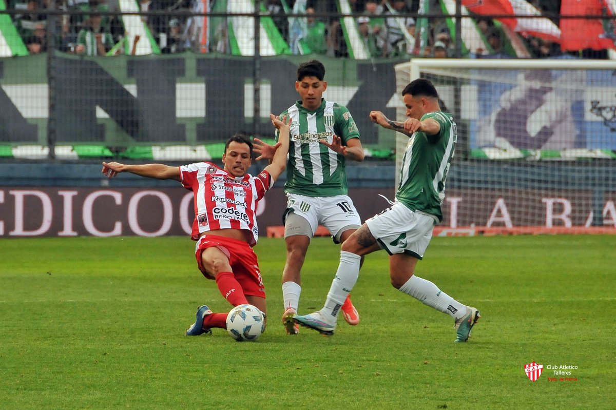 ClubTalleresOk's tweet photo. #CopaArgentina 

@Copa_Argentina 
Octavos de final
Jueves 15-8
Estadio Centenario

C.A.Talleres 1 (4)
C.A.Banfield 1 (3)

📸 O. Arias | Dpto. de Prensa C.A.Talleres 

#SoyTalleres 🇦🇹 https://t.co/gQlhMLiTMp