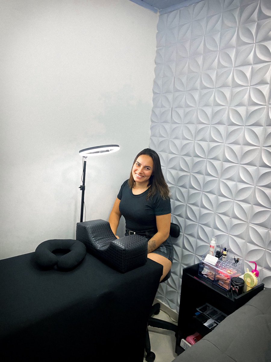 hellencnt's tweet photo. Não importa onde seja, apenas comece! ✨🦋🙏🏻
.
.
.

#cilios #volumebrasileiro #lash #lashes #volumeegipcio #ciliosfioafio #lashextensions #cilhuda #extensaodecilios #ciliosrj #rj #empreender #empreendedorismo #sonho #comece https://t.co/UJBsxdFiUI