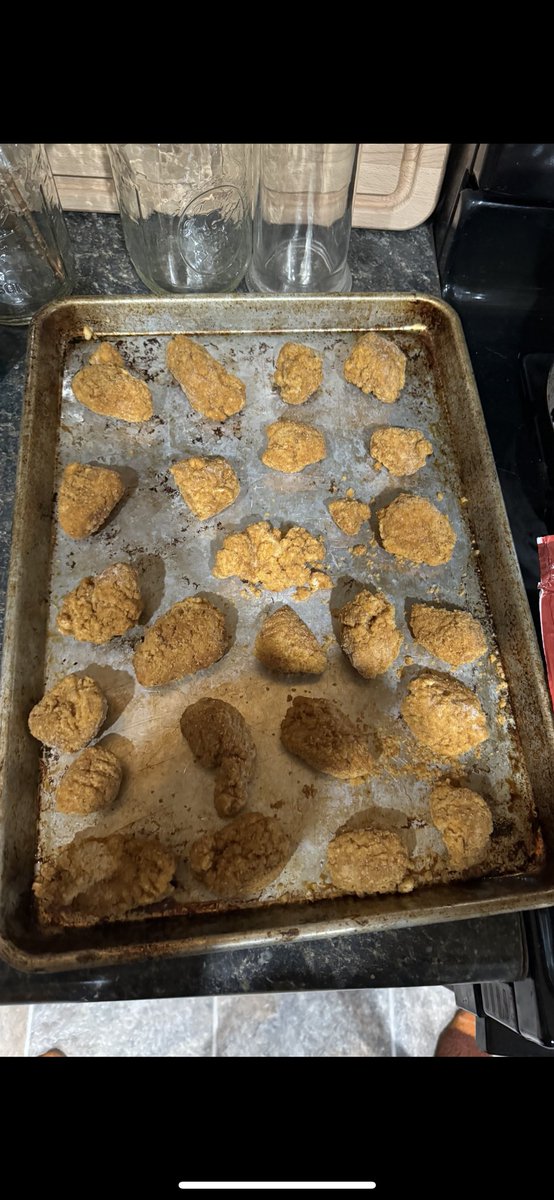 Laura Mathis tweet media