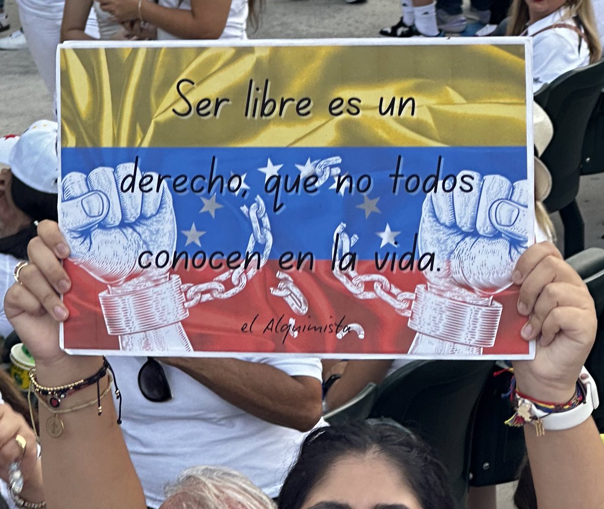 joaquina's tweet photo. https://t.co/aWvRTfWbcw