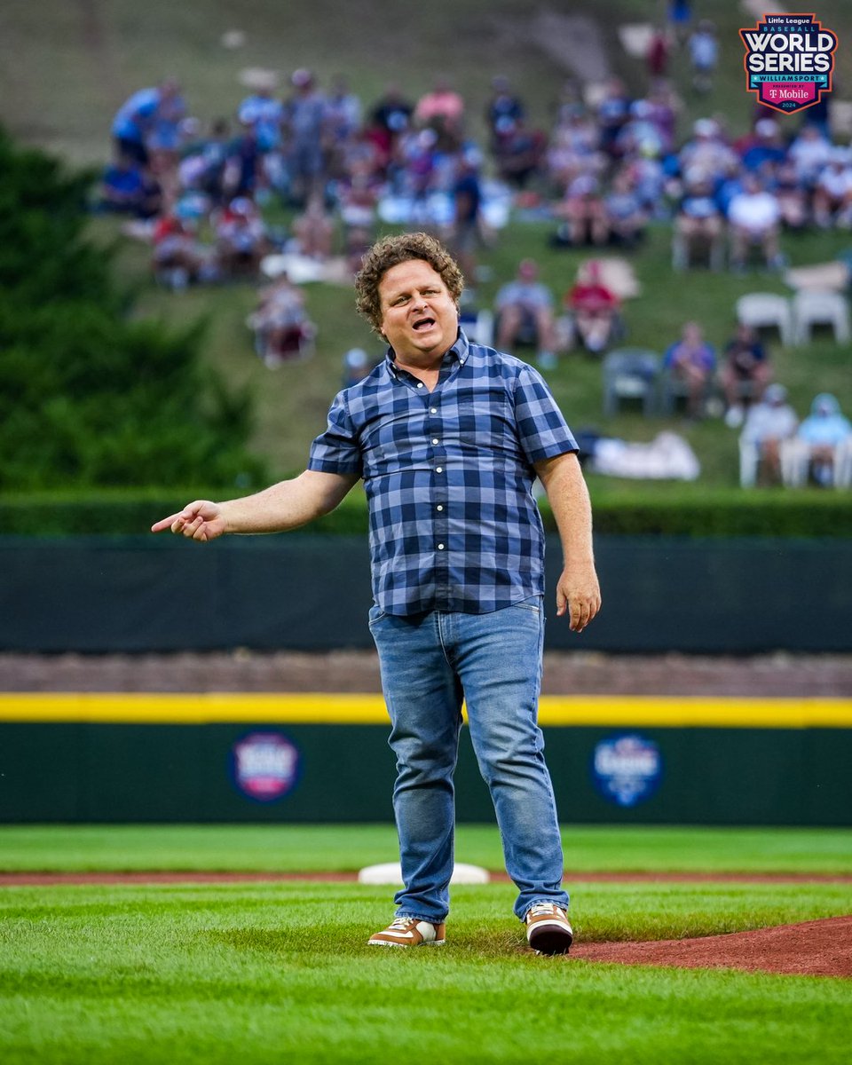 Little League tweet media