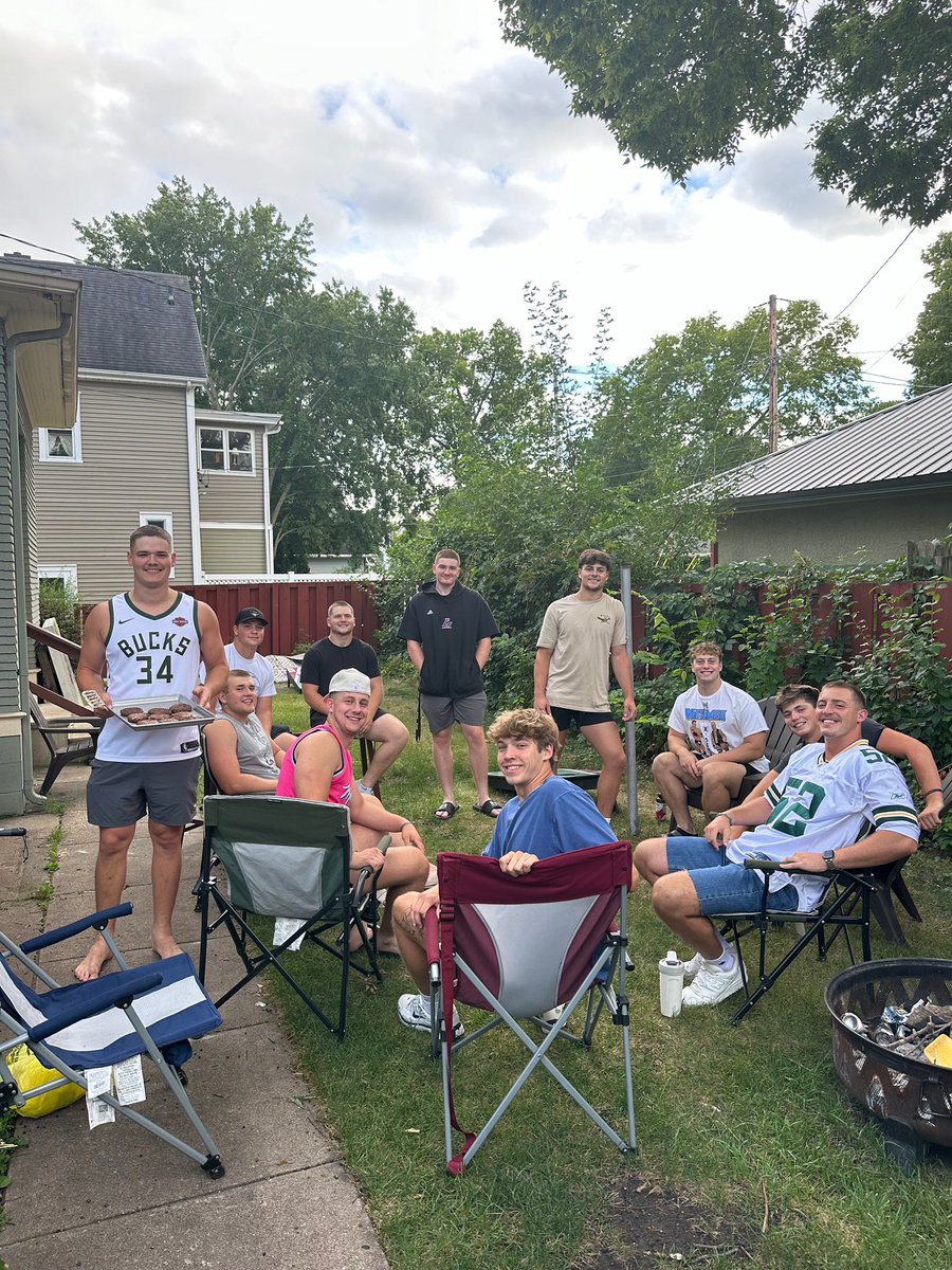 UW-La Crosse Football (@uwleaglefb) on Twitter photo 