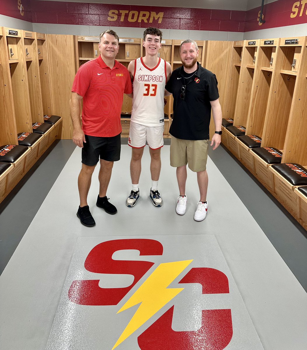 clayabowman's tweet image. Blessed and honored to receive my first official offer to play college basketball at Simpson College. Thank you @MarquesKyle and @lukeduckett31 for the visit. @SCStorm_MBB #rollstorm 
@FZWestHoops @coachflanagan15 @Coach_Dresmith @RL_Hoops