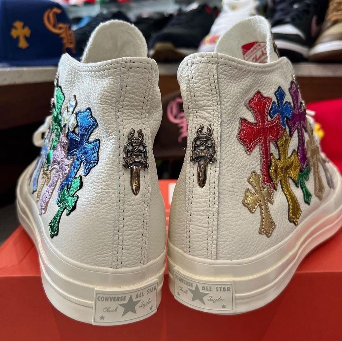 Ovrnundr's tweet photo. Chrome Hearts x Converse Chuck Taylor ⭐️ https://t.co/A5GsXqiC29