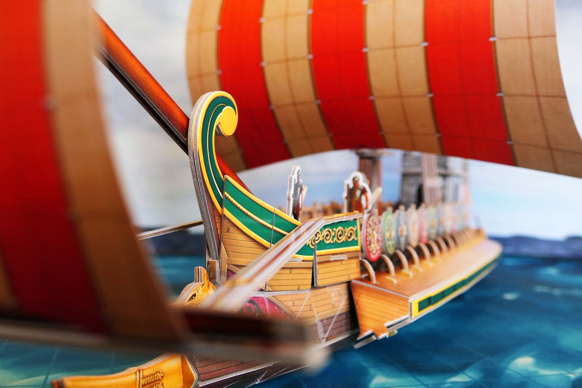 The Old School DM 🎲 🔮🗡️🛡️🔥🐲👹🐙💎👑 tweet media