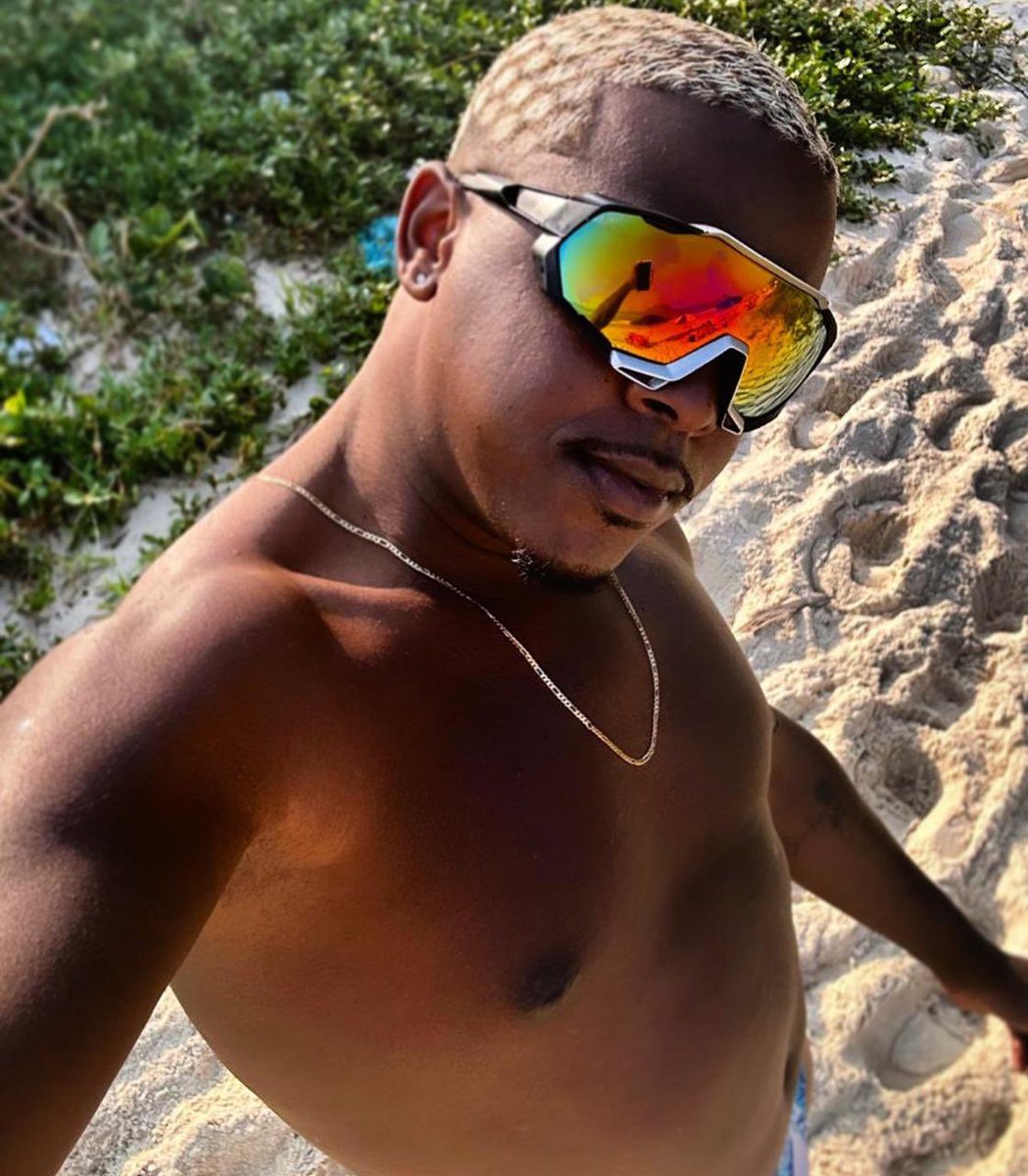 guinhoaraujo's tweet photo. 🏝️💥😎rj https://t.co/pNRkW0LyEs