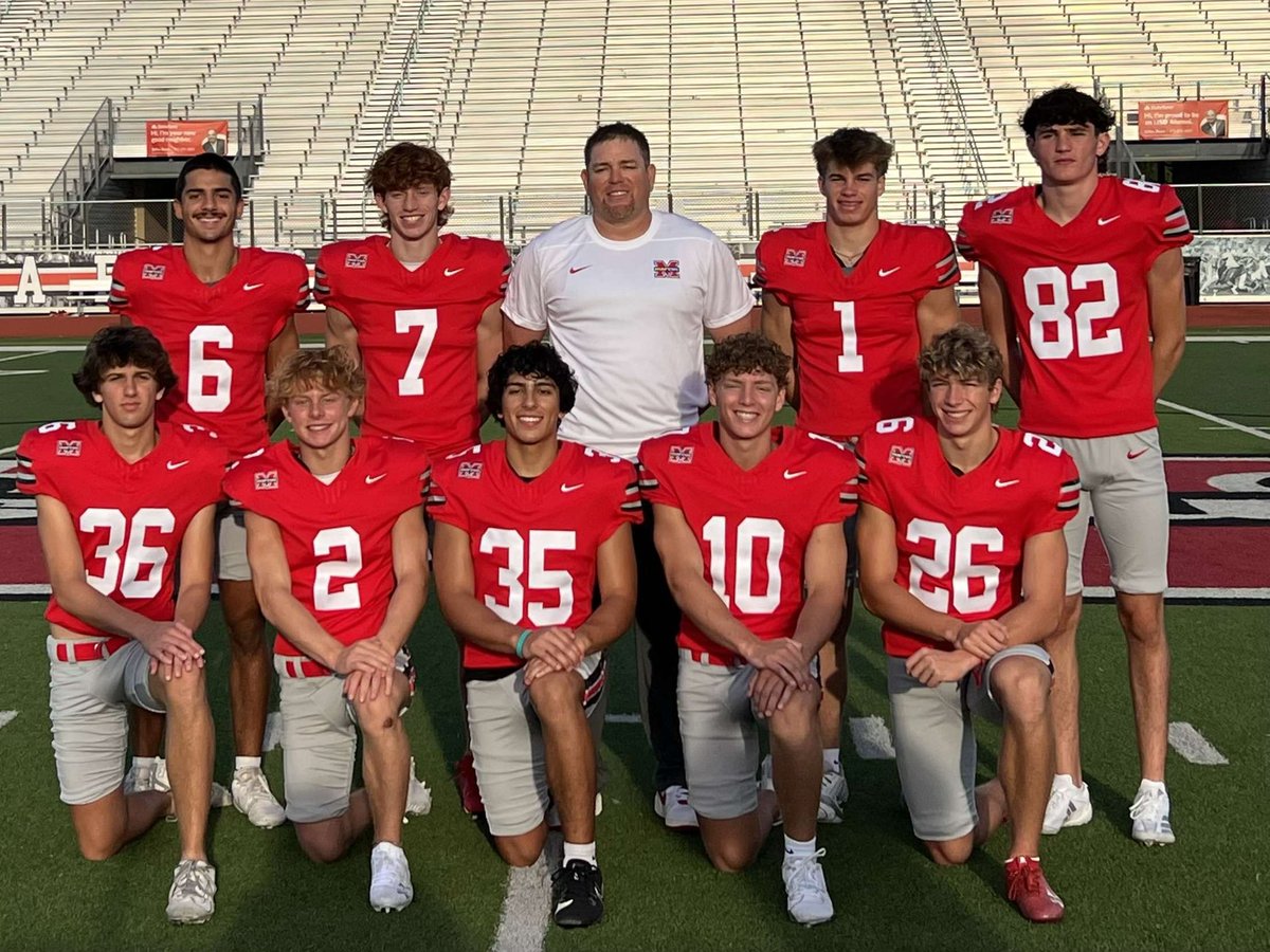 rhett_garza's tweet photo. Boys are ready ⏳
@MarcusFootball @weavercoach https://t.co/zfuReV8MnT