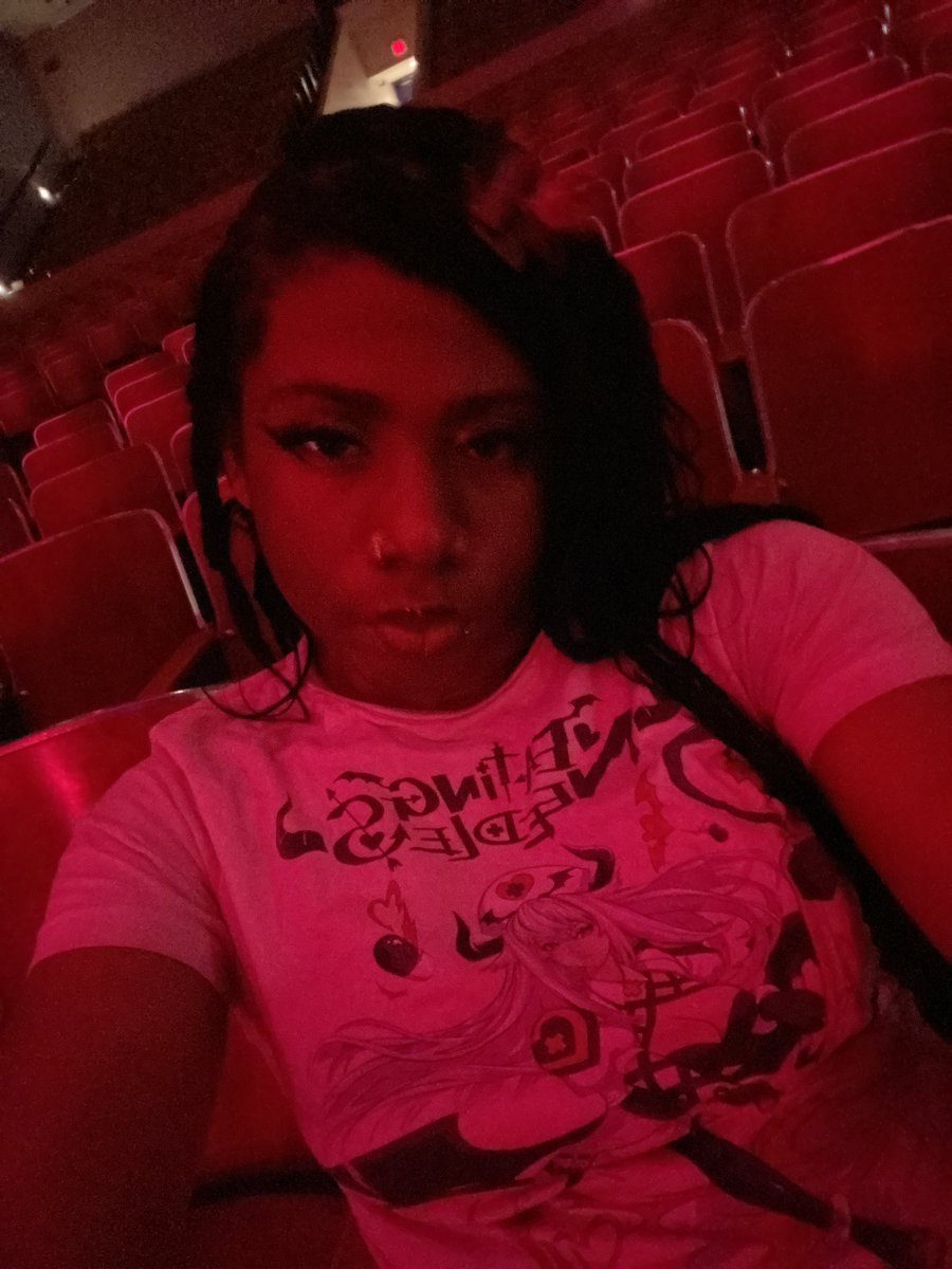 chynalaurv's tweet photo. 4 of many! #MsPretty https://t.co/rigwtFK1XY