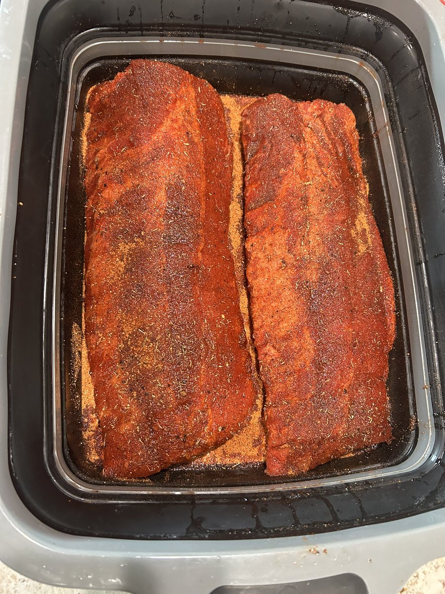 r_hubcap's tweet photo. Baby backs for my baby’s off to college dinner. https://t.co/IEJO4xrfo2