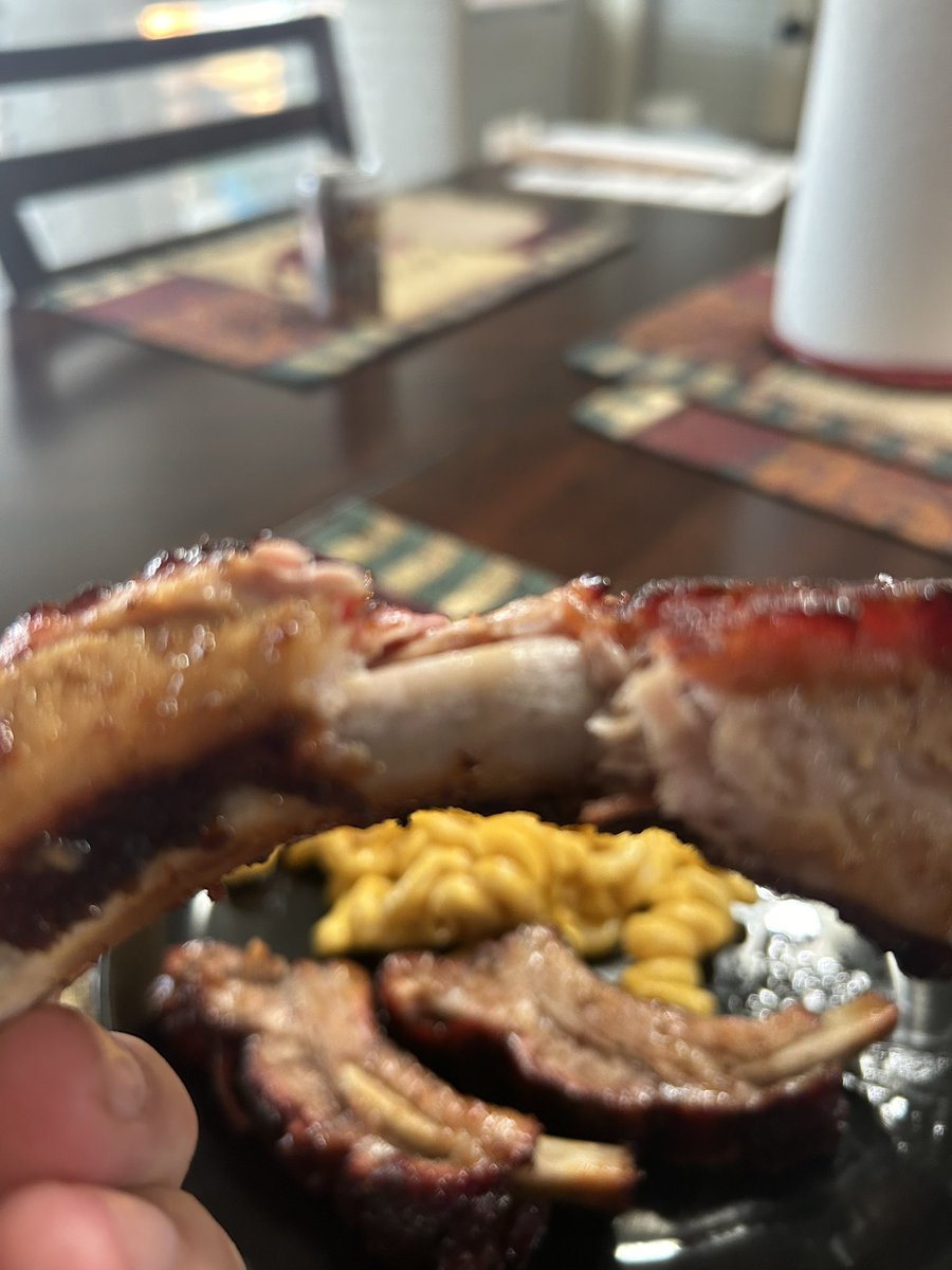 r_hubcap's tweet photo. Baby backs for my baby’s off to college dinner. https://t.co/IEJO4xrfo2