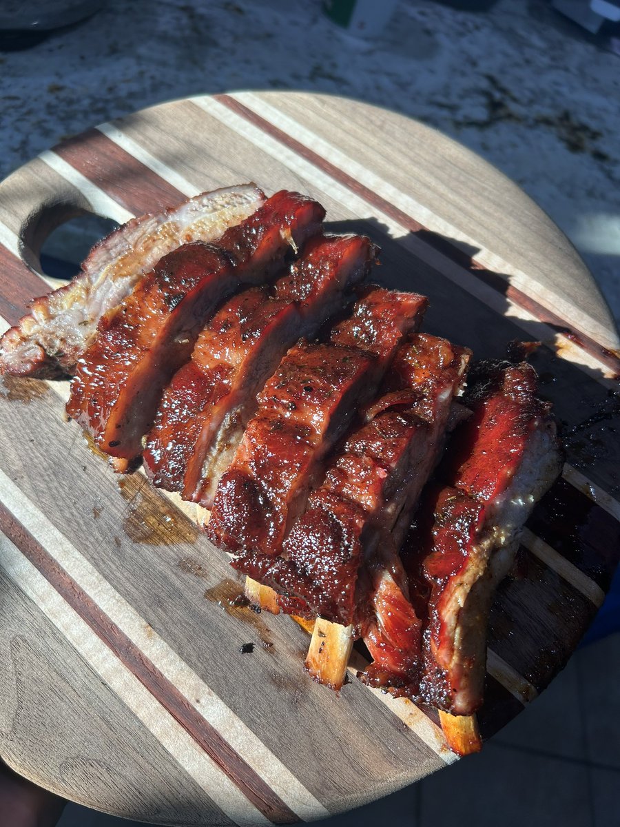 r_hubcap's tweet photo. Baby backs for my baby’s off to college dinner. https://t.co/IEJO4xrfo2