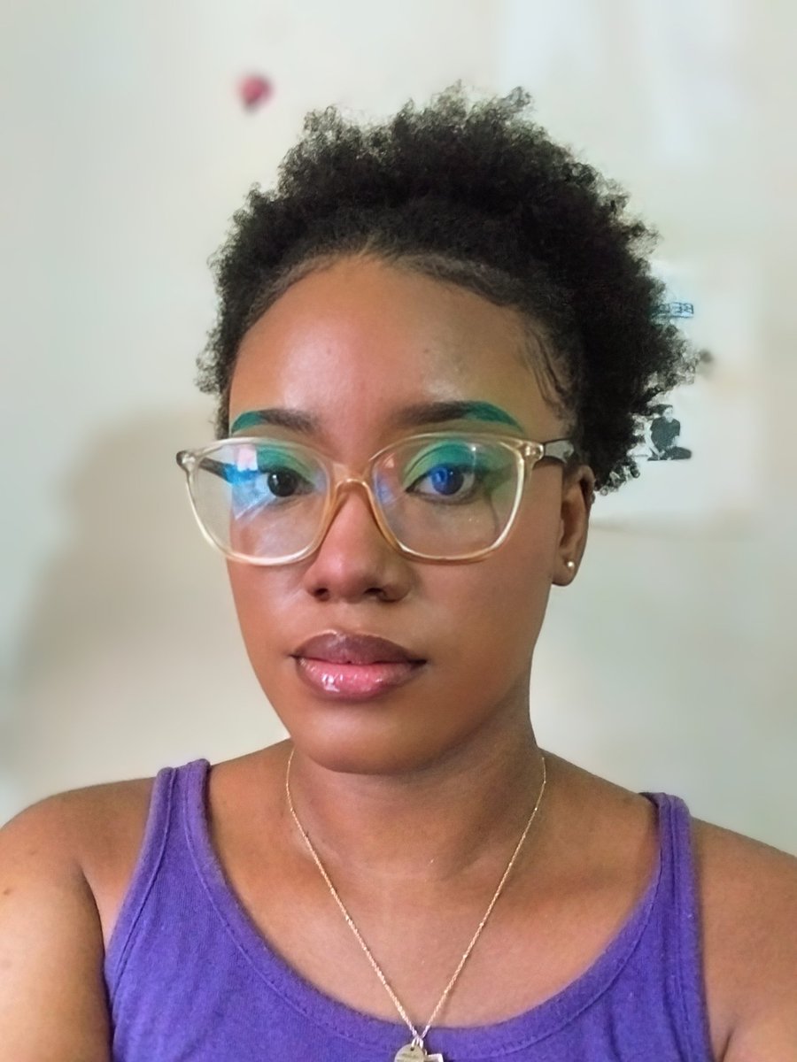 ky_la_'s tweet photo. Did my makeup today 🫡 https://t.co/rccy8tGXay