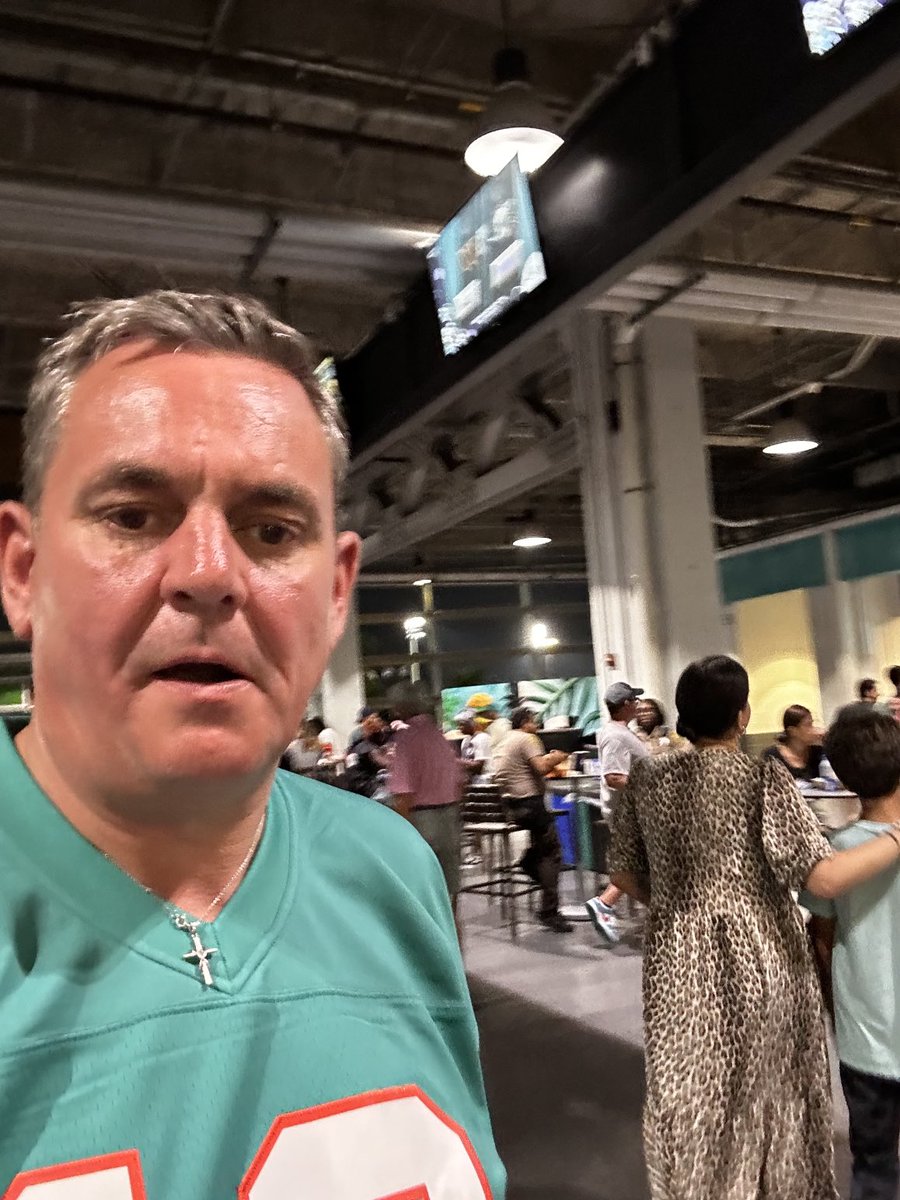 Derek John Beaumont tweet media