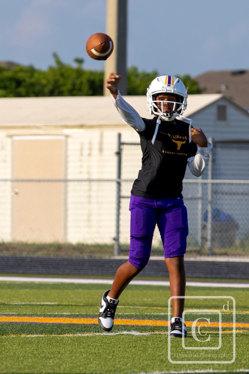 KoachKHGT's tweet image. KB3 #DuelThreatQB #ProstyleQB c/o 2028