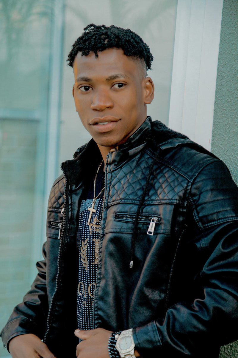 BethshyPierre's tweet photo. L’aventure Continue 🖤🚶🏿‍♂️ https://t.co/fS0sqixU0X