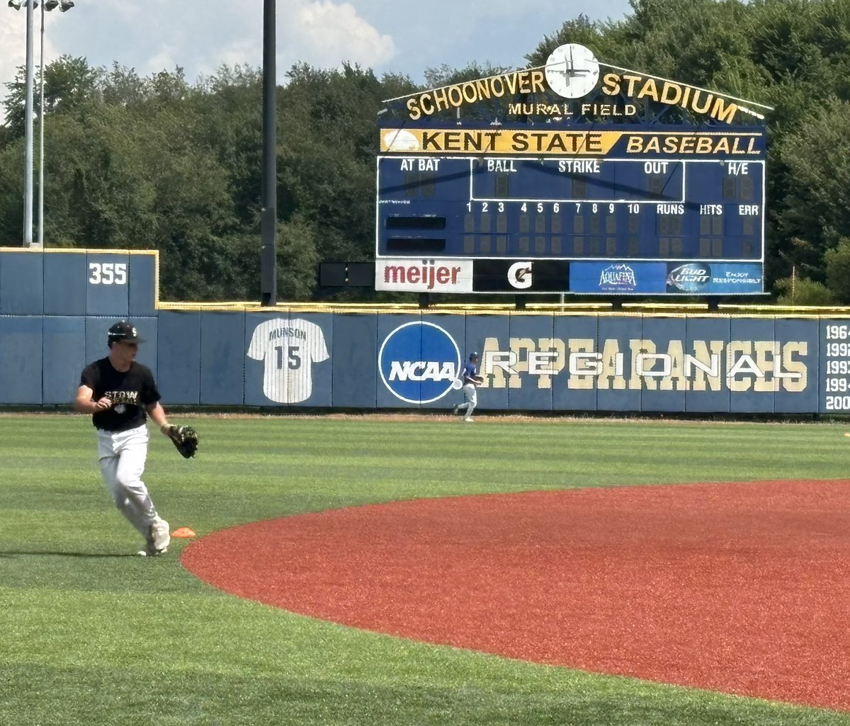 Kyle Boozer tweet media