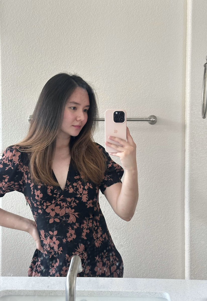 hasminthmsn's tweet photo. Hindi na talaga tayo pang long hair 😆 I tried my best, 1 and a half year din yung huli kong haircut pero hindi na talaga kaya ng powers. Hahaha https://t.co/hFxhcZwA1u