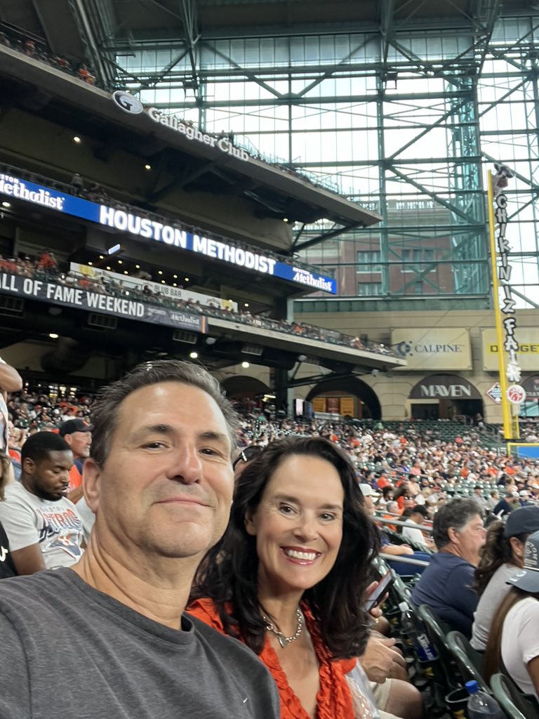 lisascalisa's tweet image. 1st Astros game in Minute Maid #relentless