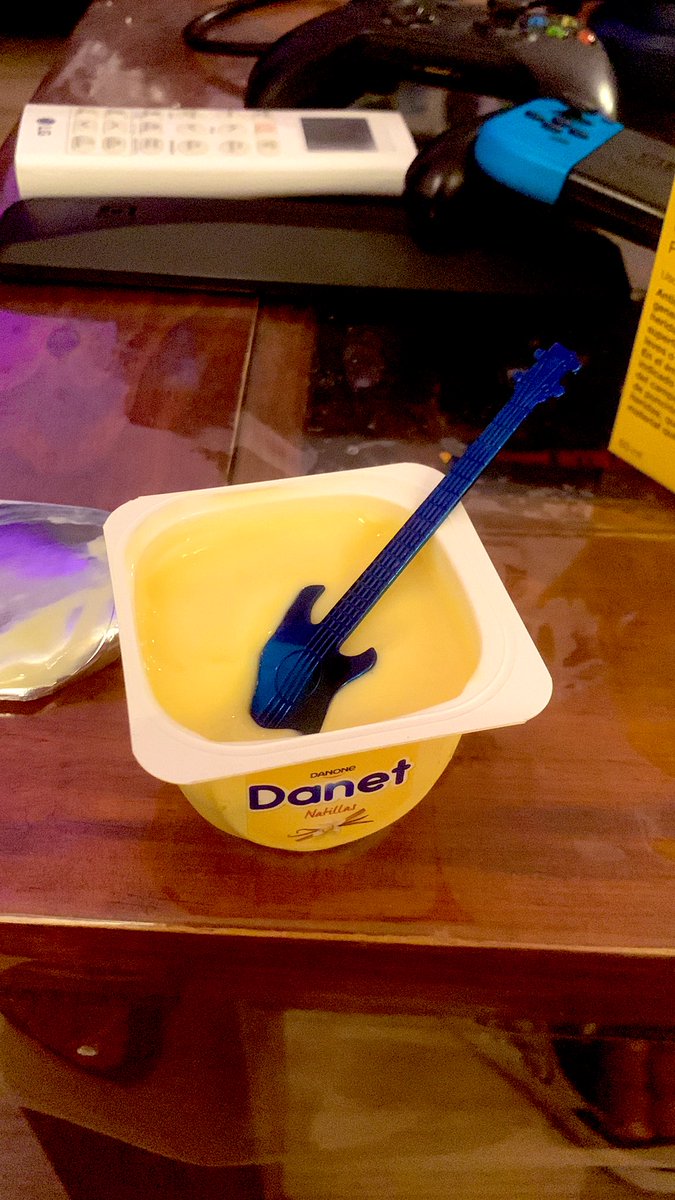 olasoylusi's tweet photo. EPIC SPOON #natillas #danet #epicspoon #rockandroll 🤘🏼🤘🏼🤘🏼 https://t.co/kfdFak13Ku