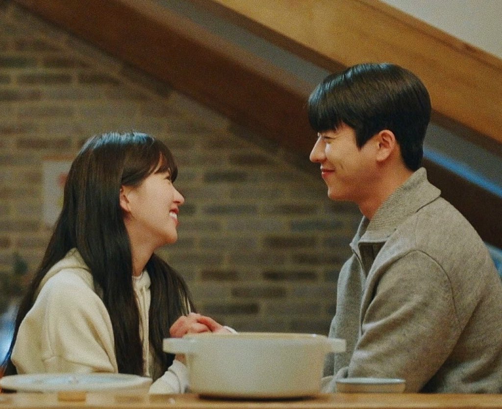 ssotuffluhv's tweet photo. Sohyun's best Co-star Chemistry is unlocked ๐
after 5 years, someone managed to replace JDY in the first place with their crazy on & off screen chemistry and the fact that they're still friends in real life until now is unbeatable ๐ถ๐ค
#KimSoHyun #ChaeJongHyeop https://t.co/bWbPxzOPck