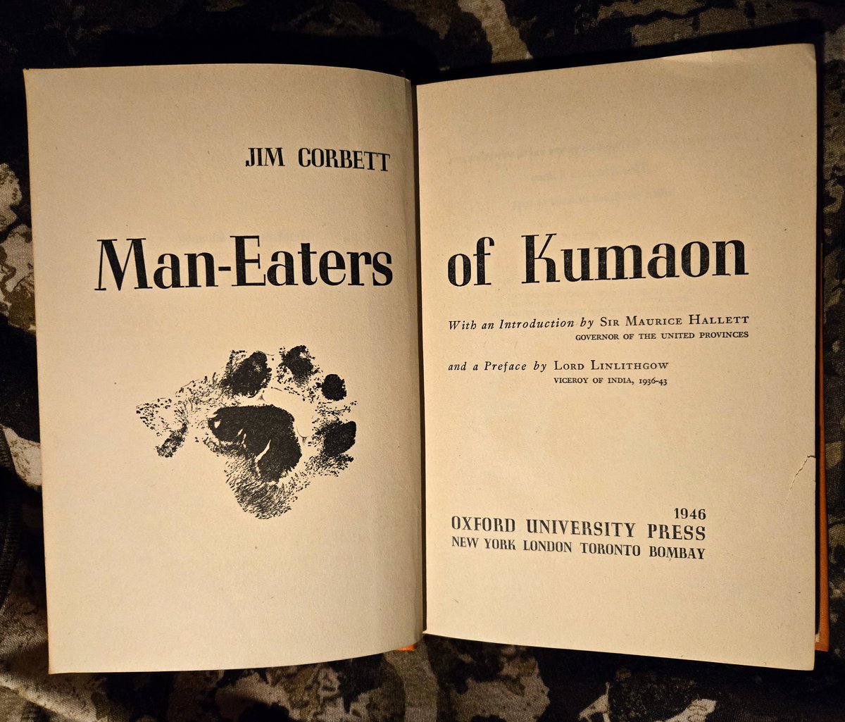 estradaarmory's tweet photo. What a time to be alive. Back when men longed for adventure, didn't mind staring death in the face and did what needed to be done.
.
#Jim Corbett #book #books #adventure #danger #death #hunting #Maneater #tiger #india #kumaon #sirmauricehallett #lordlinlithgow #kumaonhills https://t.co/1Ep0zjj0IQ