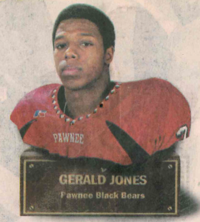 IWasAtTheGame's tweet photo. #OKPreps Flashback 20 years ago...

PAWNEE's Gerald Jones breaks the state's single season rushing record, which still stands today

Game by Game Rushing in 2004
254 - Stroud
129 - Hominy
351 - Commerce
199 - Woodland
229 - Newkirk
214 - Kiefer
233 - Liberty
316 - Drumright
184 - Barnsdall
222 - Tonkawa
201 - Wyandotte*
385 - Coalgate*
304 - Turpin*
268 - Beaver*
286 - Tonkawa*

SEASON : 3775 yards - 54 TD's
PLAYOFFS* : 1444 yds - 17 TD's

PAWNEE won their only Football State Championship that season

#OKPrepsFootball2004
