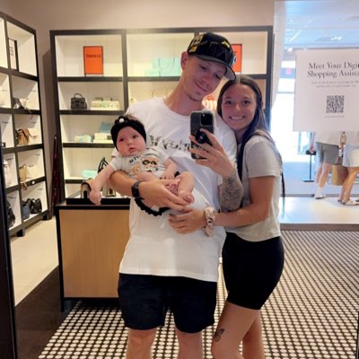 Gray_Baker_'s tweet photo. #NewProfilePic https://t.co/F0BTSy1C6b