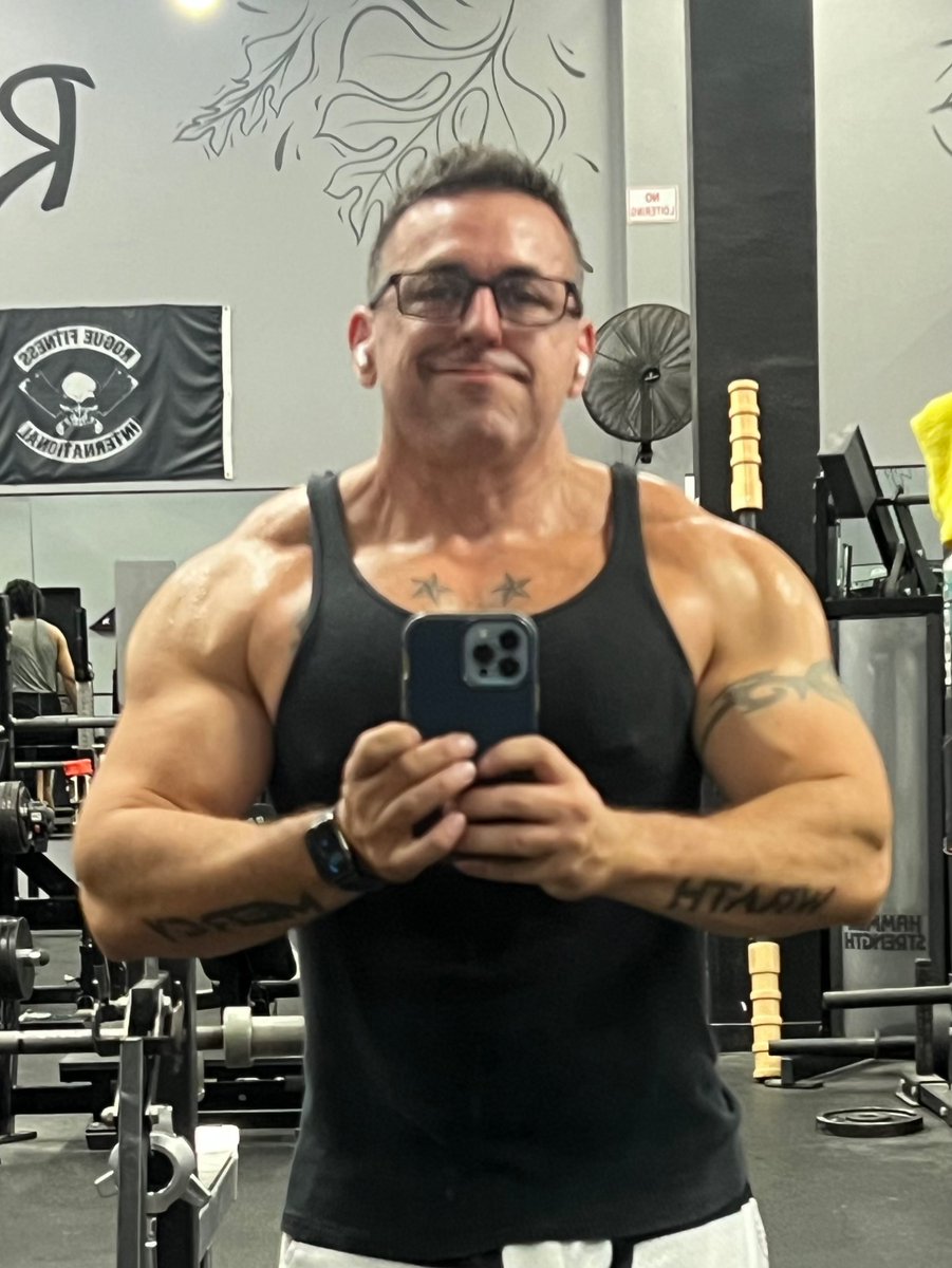 Tremorwolf tweet media