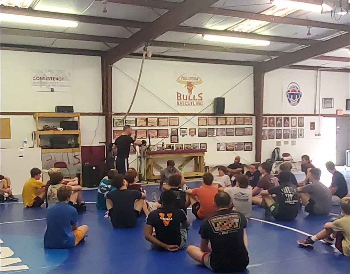 keesee_01's tweet photo. Had a great workout today and learned lots of great skills from @stevegarland125 and @UVAWrestling // 1% better everyday💪 https://t.co/4aodqgdU0h