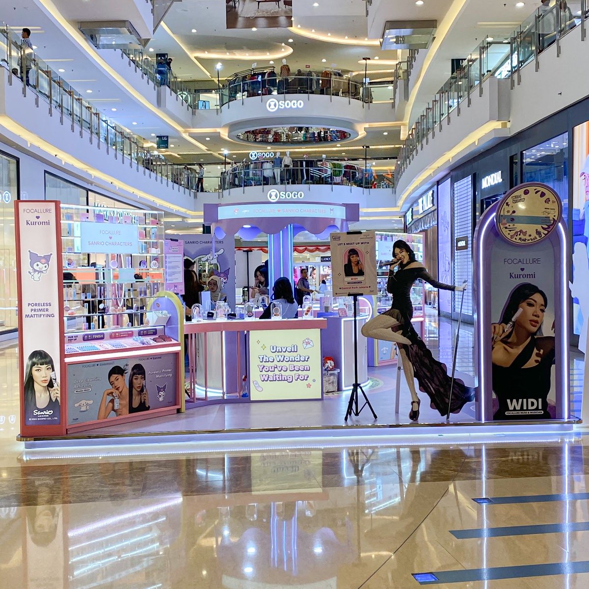 journeywithApr's tweet image. GEMES AMAT DI CENTRAL PARK ADA FOCALLURE x SANRIO

aku swatch semua warna biar gak bingung. diskon sampe 80% juga 😭👍🏻

🚏 12 Agt - 18 Agt Lantai GF deket SOGO