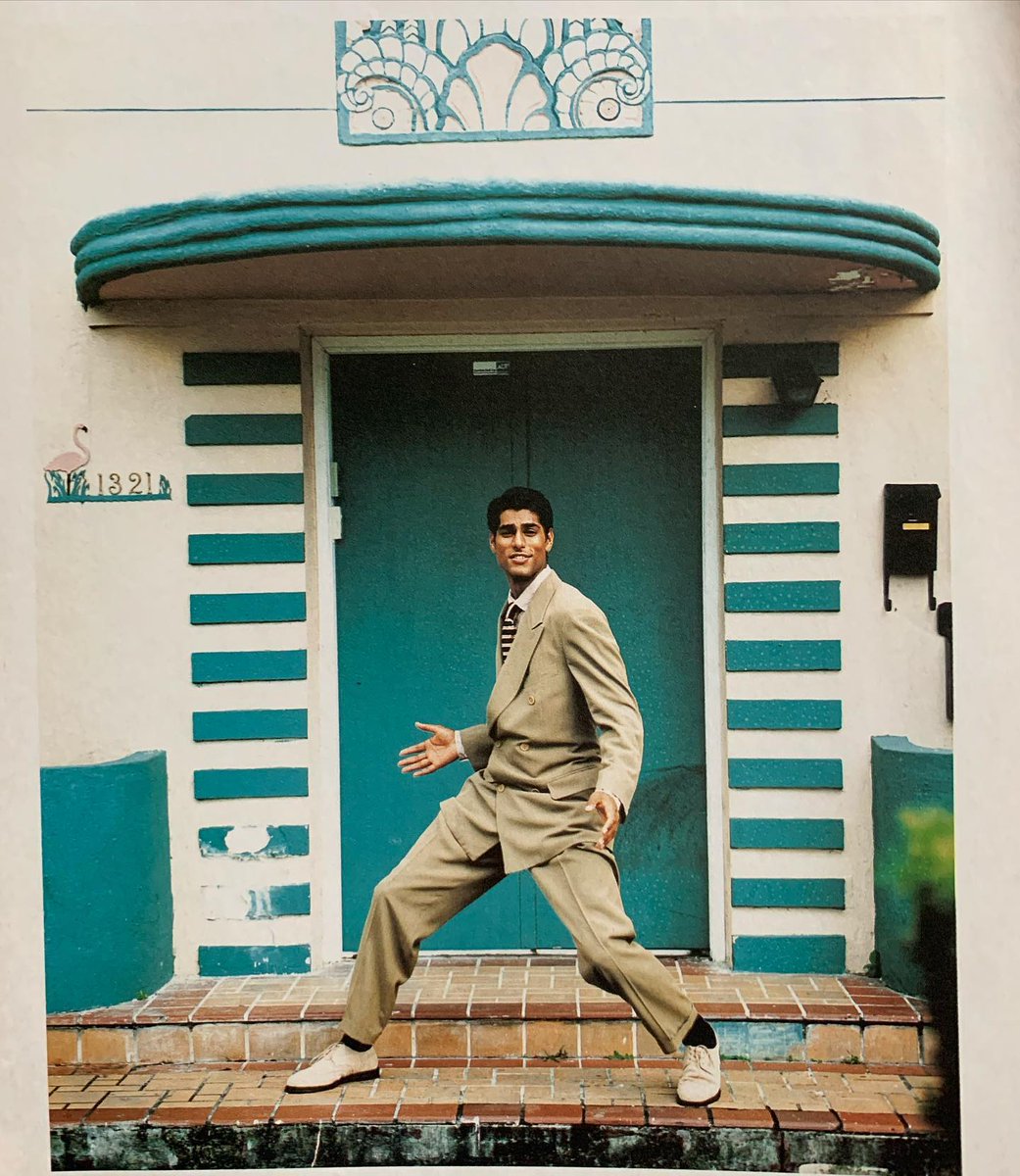 synaestatic's tweet photo. as respostas com as sugestões mais ATROZES do mundo... gente o naveen é MARROM, SUL ASIÁTICO, foi TOTALMENTE inspirado no moose ali khan que é um modelo euroINDIANO. esperar que o naveen receba um ator preto é como esperar que a pocahontas seja interpretado por uma atriz preta https://t.co/ex4RP6fHLJ