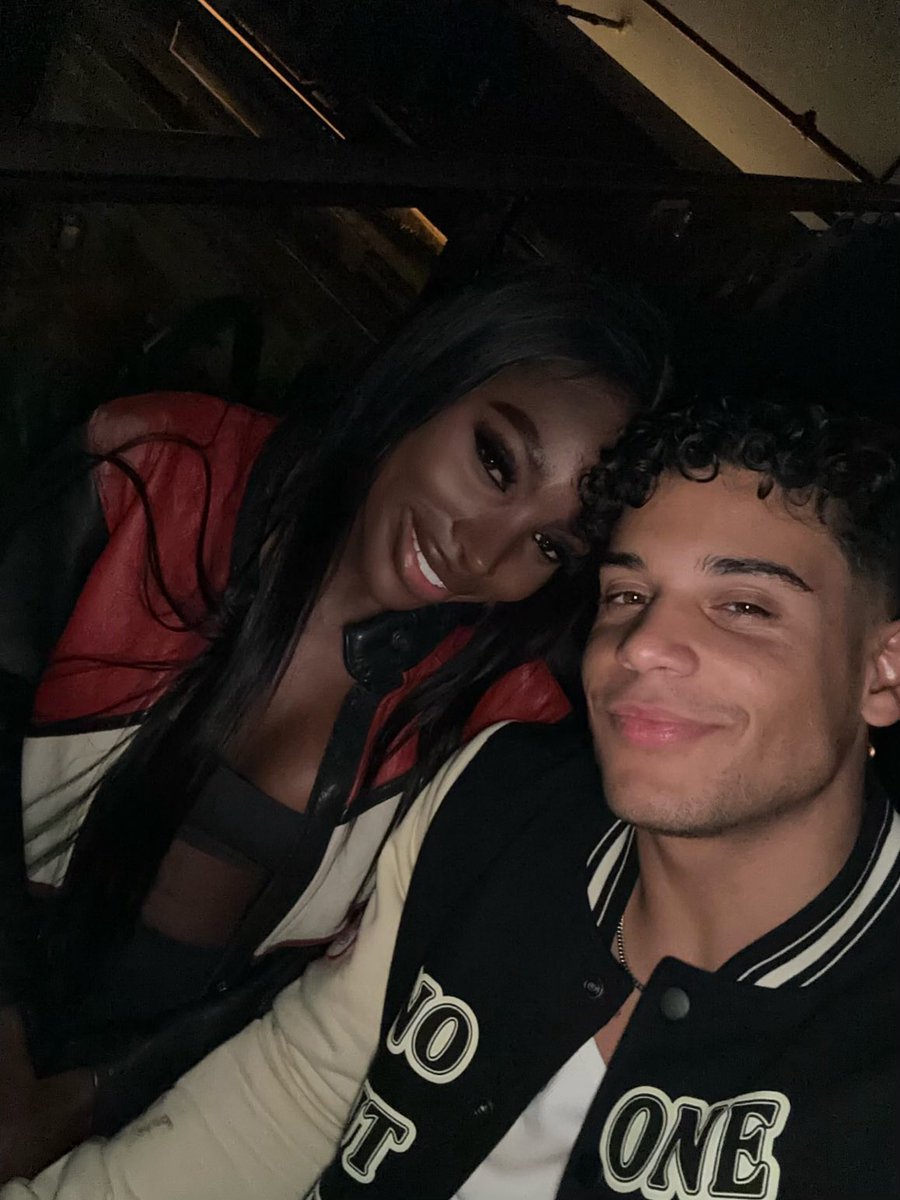k_rod223's tweet image. Mom and Dad’s Night Out💃🏾🕺🏽