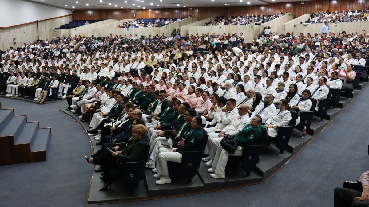 Saber_IMSS's tweet image. #OrgulloIMSS
🎉  Hace unos días se llevó a cabo la emotiva ceremonia de clausura de los Cursos Técnicos del Área de la Salud 👨🏽‍🎓👩🏽‍🎓 ¡Enhorabuena a todas y todos los egresados!