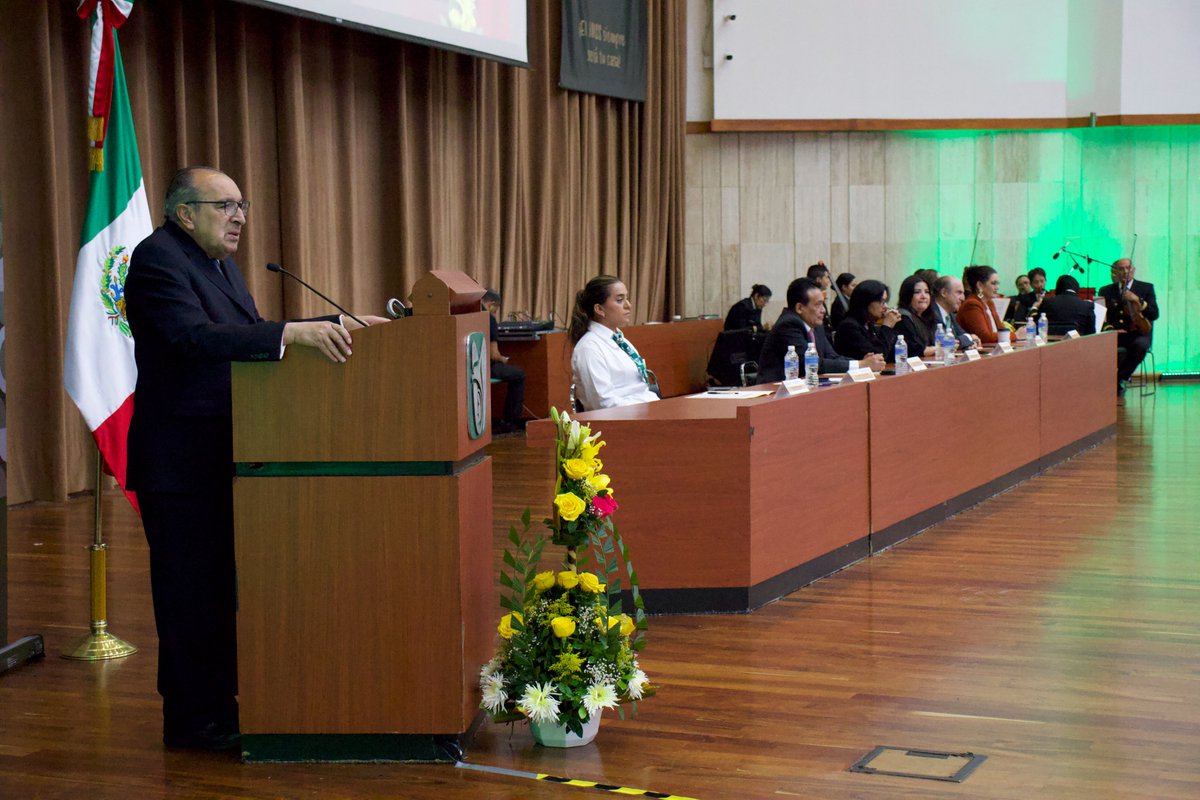 Saber_IMSS's tweet image. #OrgulloIMSS
🎉  Hace unos días se llevó a cabo la emotiva ceremonia de clausura de los Cursos Técnicos del Área de la Salud 👨🏽‍🎓👩🏽‍🎓 ¡Enhorabuena a todas y todos los egresados!