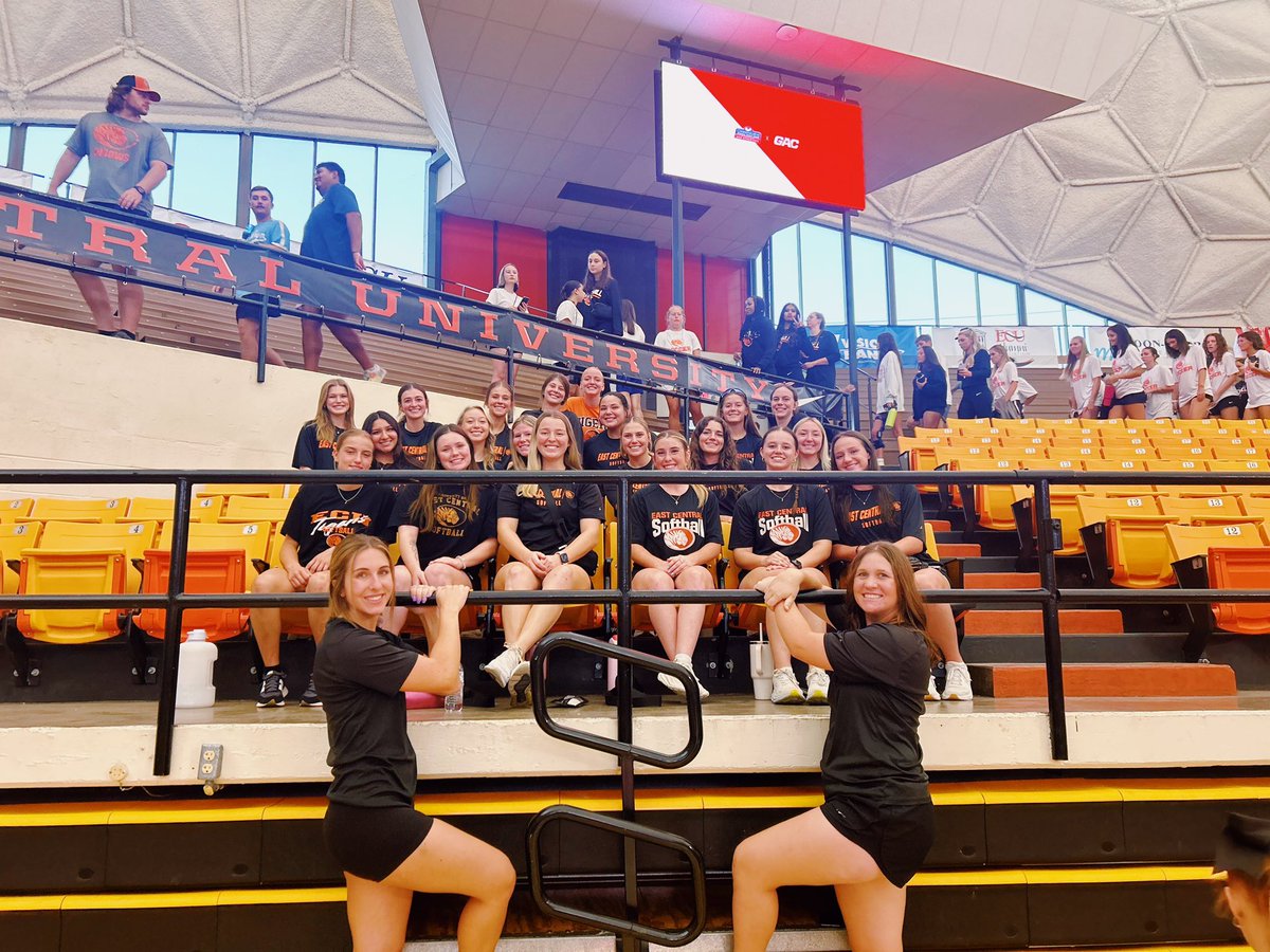 ecutigersb's tweet image. The girls are 𝐇𝐎𝐌𝐄 🥹🏠🧡

#GoTigers 🐅