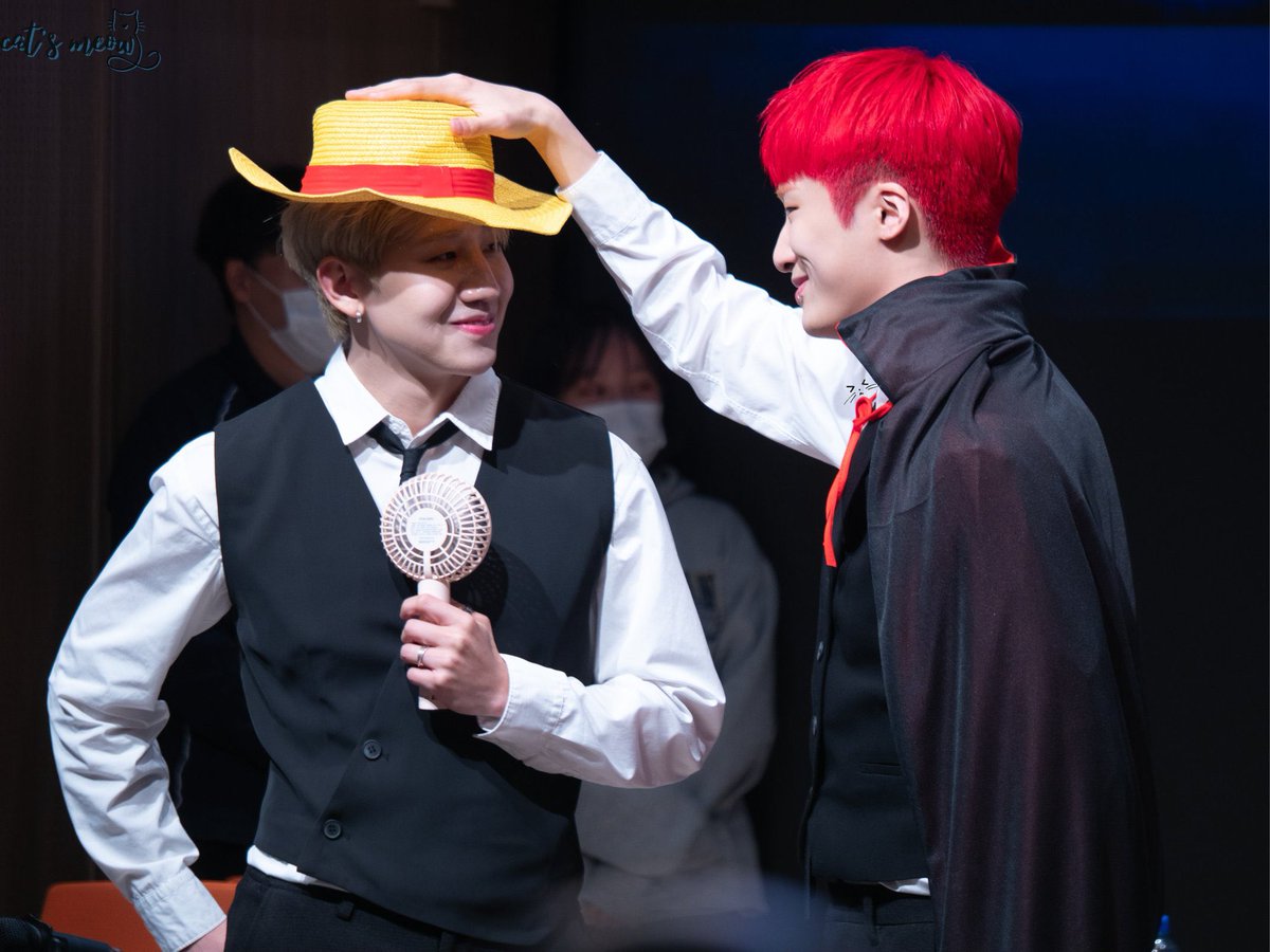 My favorite photo being a One Piece lover and seeing Jiseong and Changsun make reference to one of the cutest moments of the anime ❤️

Luffy and shanks 
Jiseong and changsun

<a href="/tan__official_/">TAN_official</a> 
<a href="/fanbase_TANRD/">tan_rep.dom</a>