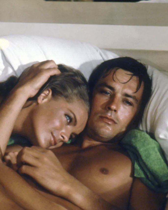 #AlainDelon, étoile du cinéma français, s'est éteint à l’âge de 88 ans, ce dimanche 18 août 2024. Magnétique, il aiguise au fil de rôles complexes son mythe éternel. Le 7ème art perd aujourd’hui l’une de ses plus grandes légendes. Vogue lui rend hommage.

© Getty