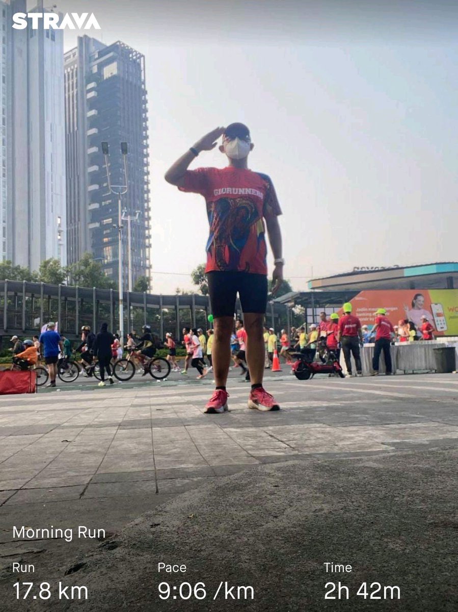 silucky's tweet photo. Merayakan Hari Kemerdekaan Republik Indonesia dengan berlari sejauh 17.8 km dan bersepeda sejauh 45 km.
Hormaaat, grak! 🇮🇩 https://t.co/lFPtioHX78