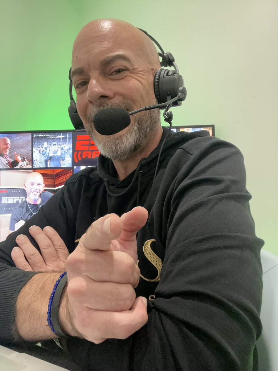 jimgries_'s tweet photo. So proud of the work we did for our sport 2day on the #worldwideleader
Honored to share it w/ @BookerT5x & @bradgilmore OG’s like me
My guy @ZaslowShow as good as they come
THX @Eric_XCMMA #LEGEND
Props to our bosses 💪🏼
@ESPNRadio @espnmma @espn
#ufc305 #mma #godisgreat https://t.co/hkMXggBBvV