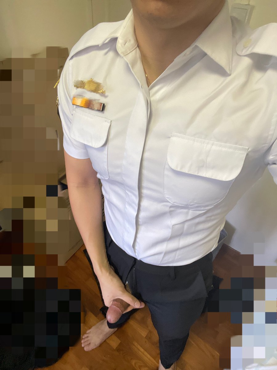UL_fetish's tweet photo. Horny with uniform
#uniformfetish #uniformlove #likeuniofrm #uniformgay #gayfetish #hornygay https://t.co/0hYwMFosDM