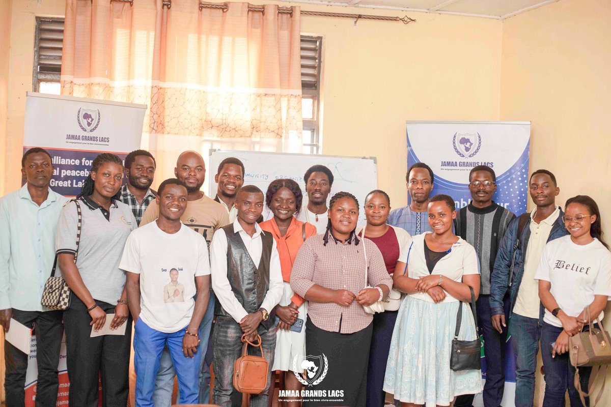 ⚡The 17th session of the Université citoyenne program in DRC 🇨🇩 focused on the #CommunityOrganizing approach as a possibility for citizen mobilization and building solidarities of transformative actions for peace and community emergence ☮️♻️. 

#YouthEmpowerment 
#Leadership