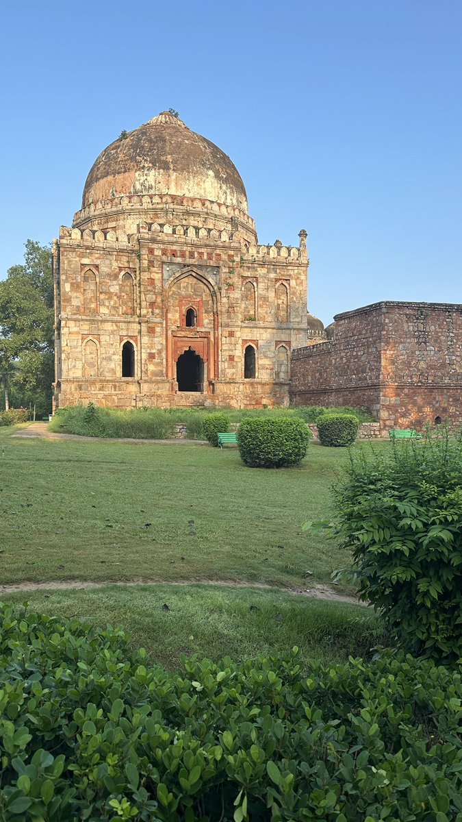 christinedelhi's tweet photo. Have you exercised today?
Finally shook off my jet-lag & trotted round the beautiful Lodhi Gardens. Humidity was off the charts, but it is what it is.
Long overdue catch up with my running partner-in-crime @plogmanofindia
#thisis70
#delhi #india #runner #runningmotivation https://t.co/HIz88sVKi1
