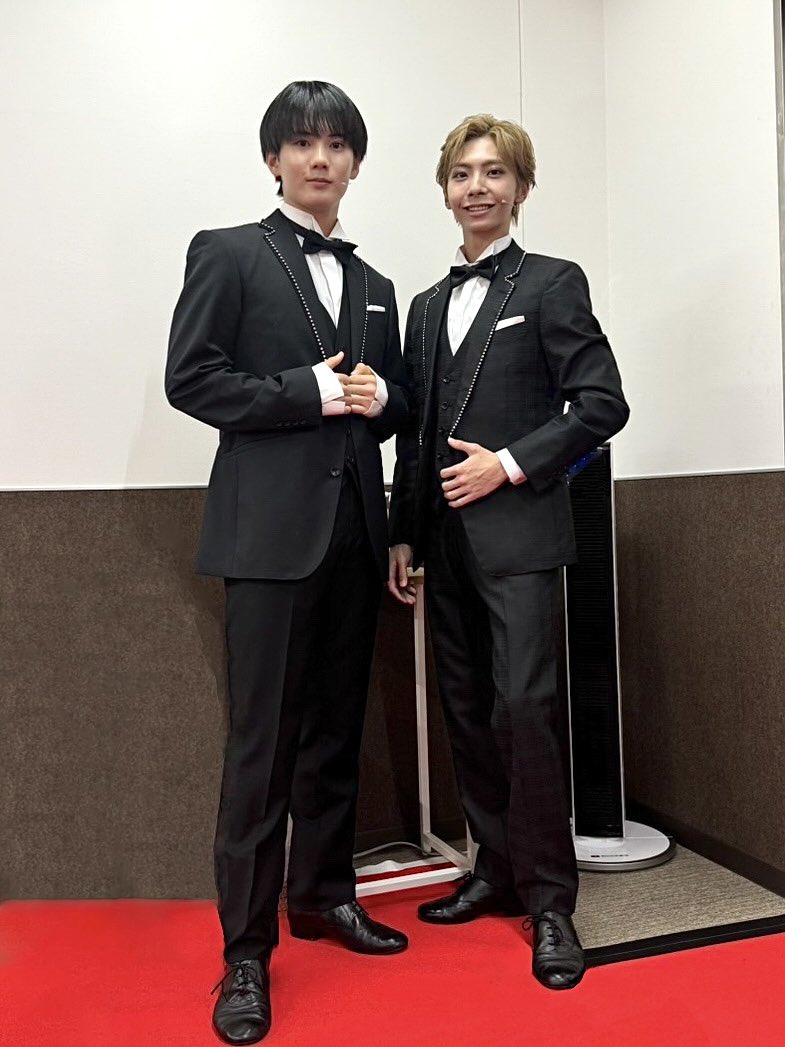 jr_official_X's tweet photo. 【 🎪Theater 】

#松尾龍 と #尾崎龍星 が出演する
 『 #EndlessSHOCK 』
本日ついに大阪公演が千穐楽を迎えました🏯🫧

ご声援、ご来場ありがとうございました🌻

引き続き、秋に福岡、冬に東京、と公演が続きます☺️
またお会いしましょう👋🏻💕

#SpeciaL https://t.co/dOBNCzkG95